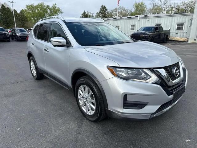 2017 Nissan Rogue SV for sale in Cedarville, IL