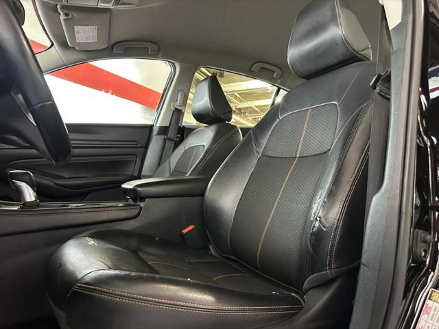2020 Nissan Altima SR FWD