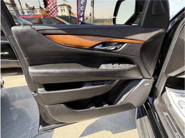 2017 Cadillac Escalade Premium Luxury