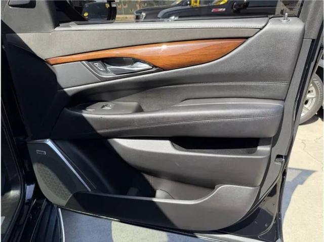 2017 Cadillac Escalade Premium Luxury