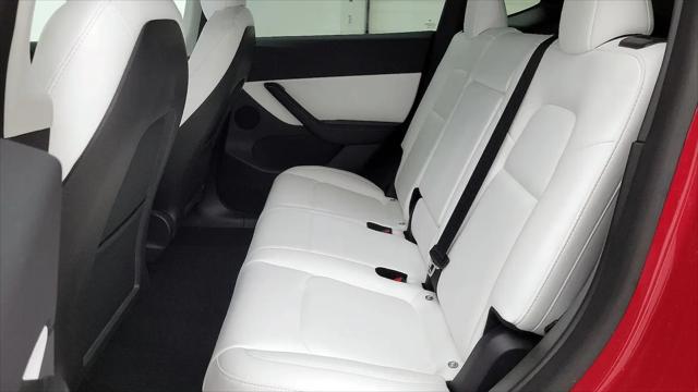 2022 Tesla Model Y Long Range Dual Motor All-Wheel Drive