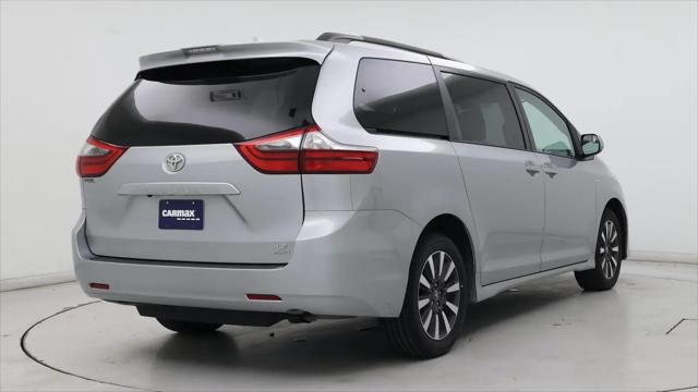 2020 Toyota Sienna LE