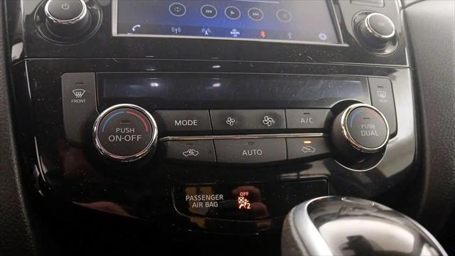 2022 Nissan Rogue Sport SL AWD Xtronic CVT
