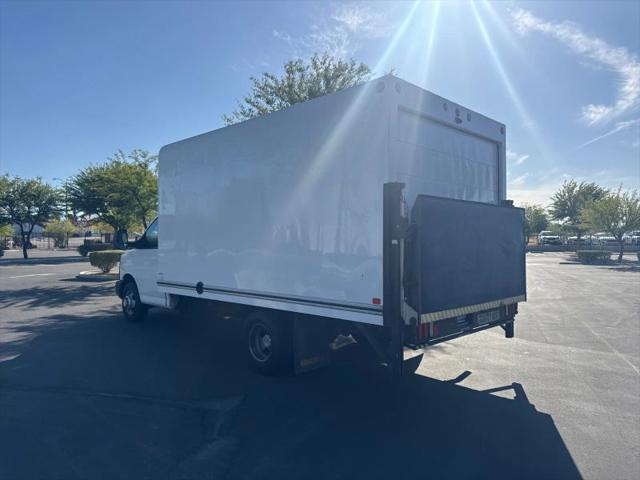 2013 Chevrolet Express Cutaway 3500