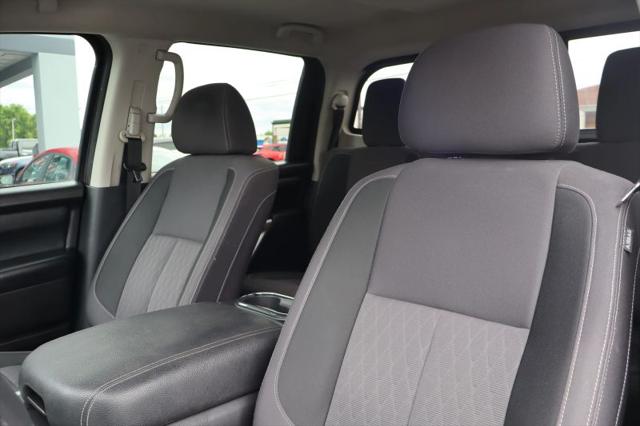 2021 Nissan Titan Crew Cab SV 4x2