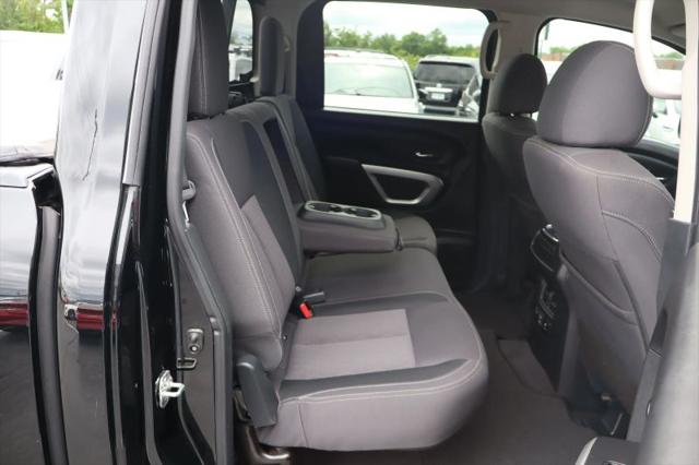2021 Nissan Titan Crew Cab SV 4x2