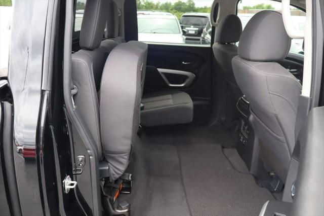 2021 Nissan Titan Crew Cab SV 4x2
