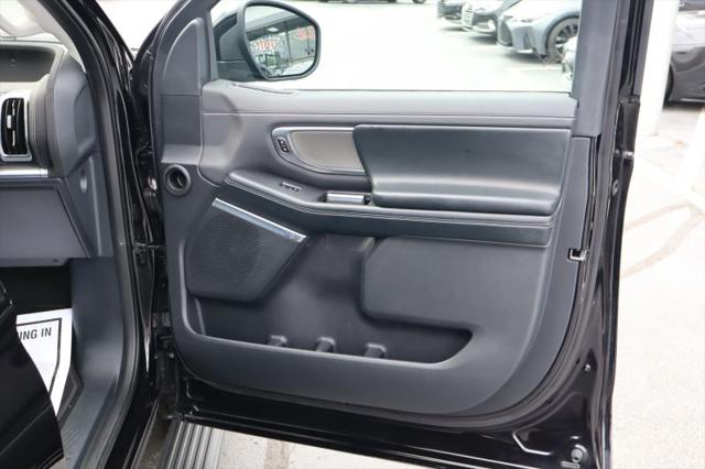 2025 Ford Expedition Platinum MAX