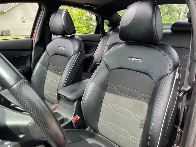 2022 Kia Forte GT-Line