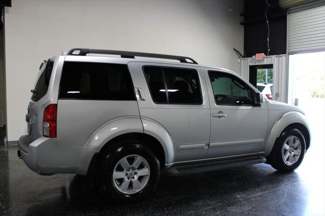 2009 Nissan Pathfinder SE