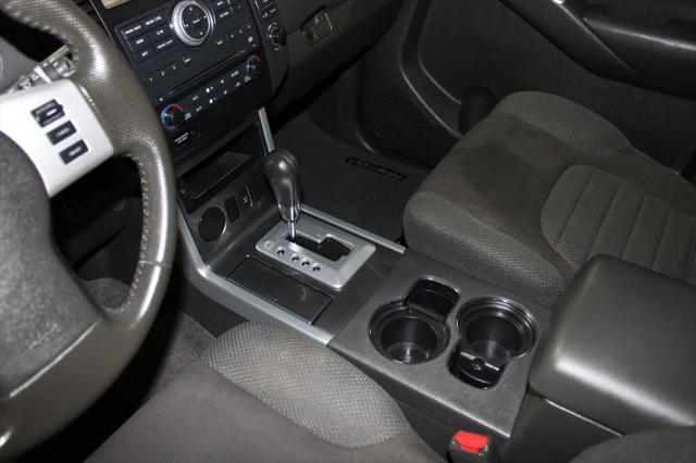 2009 Nissan Pathfinder SE