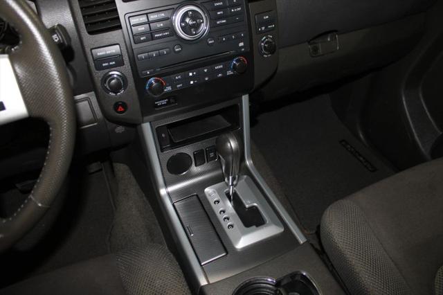 2009 Nissan Pathfinder SE
