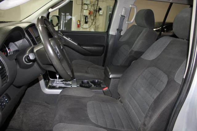 2009 Nissan Pathfinder SE