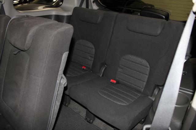 2009 Nissan Pathfinder SE