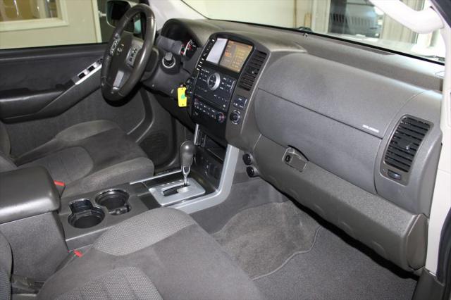 2009 Nissan Pathfinder SE