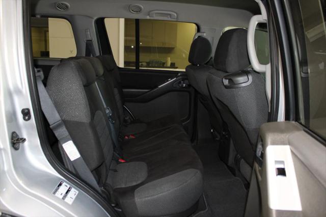 2009 Nissan Pathfinder SE