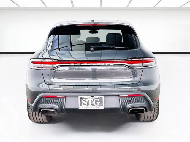 2022 Porsche Macan Base