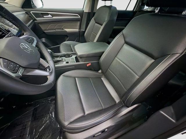 2023 Volkswagen Atlas 2.0T SE w/Technology