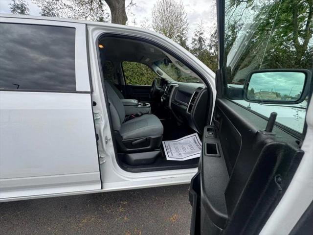 2019 Ram 1500 Classic Tradesman Crew Cab 4x4 5'7" Box