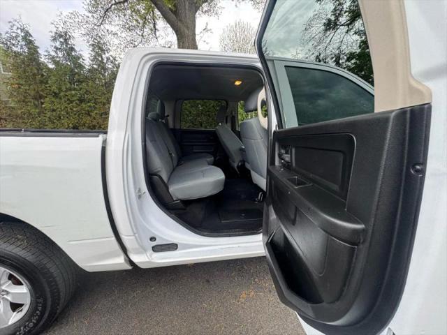 2019 Ram 1500 Classic Tradesman Crew Cab 4x4 5'7" Box
