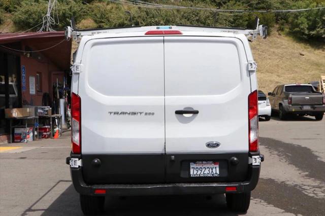 2015 Ford Transit w/Sliding Side Door w/LWB