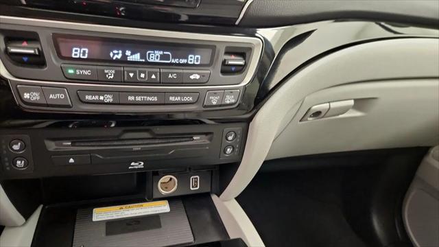 2022 Honda Pilot AWD Elite