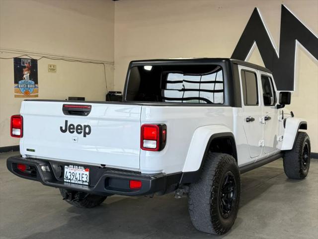 2021 Jeep Gladiator Sport