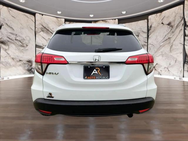 2022 Honda HR-V 2WD EX