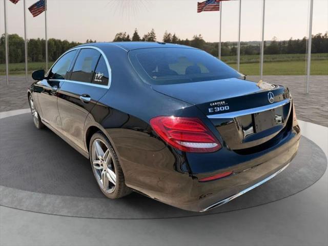 2017 Mercedes-Benz E-CLASS E 300 E 300