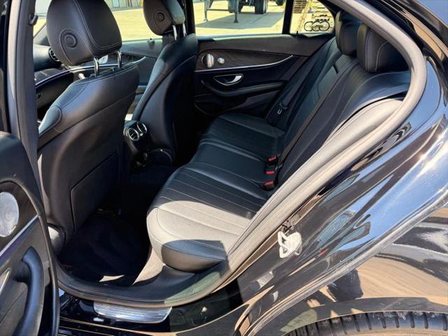 2017 Mercedes-Benz E-CLASS E 300 E 300