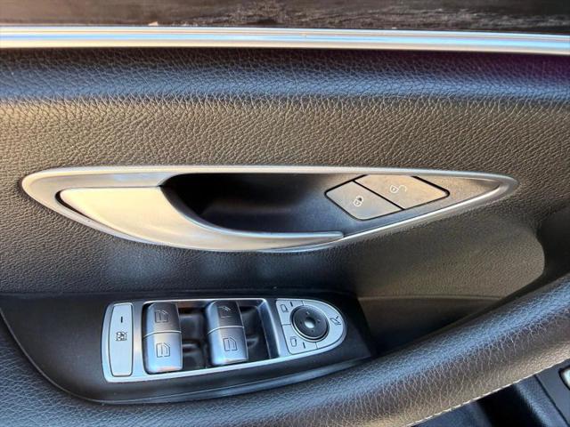 2017 Mercedes-Benz E-CLASS E 300 E 300