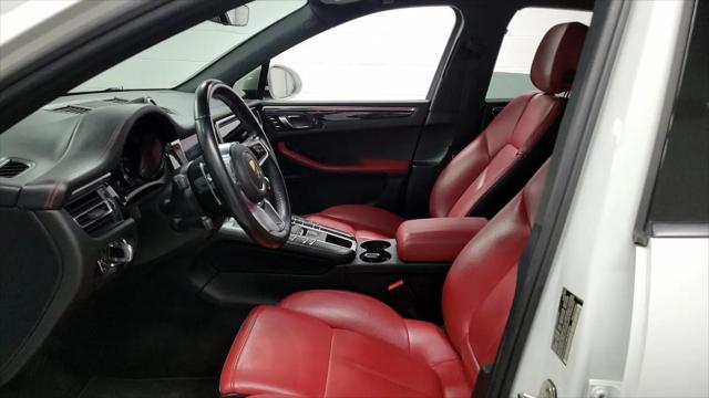 2021 Porsche Macan Macan
