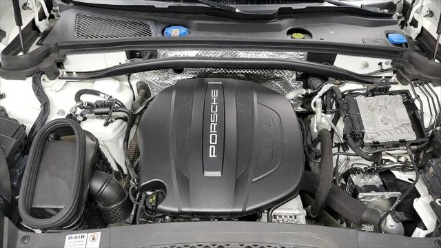 2021 Porsche Macan Macan