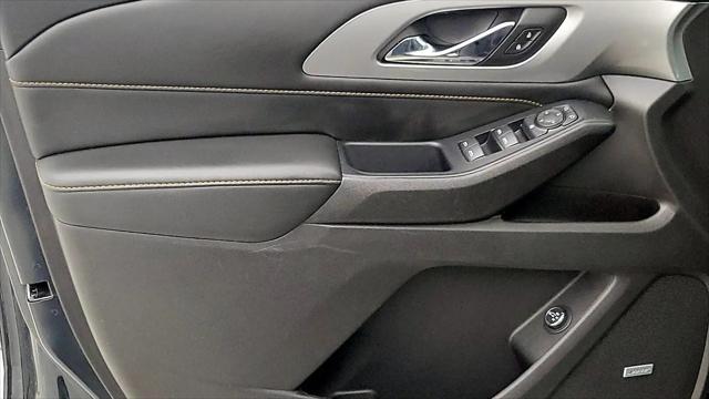 2021 Chevrolet Traverse AWD LT Leather
