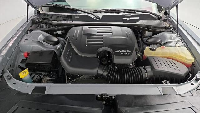 2022 Dodge Challenger SXT