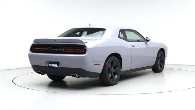 2022 Dodge Challenger SXT