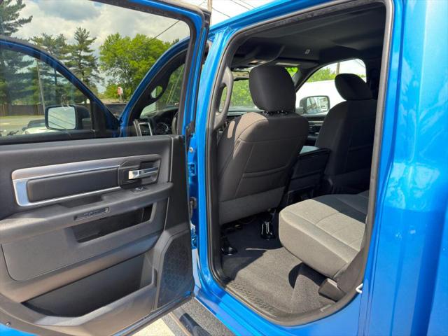 2022 Ram 1500 Classic Warlock Crew Cab 4x4 5'7" Box