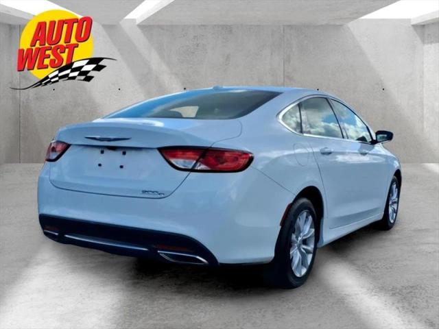 2016 Chrysler 200 C