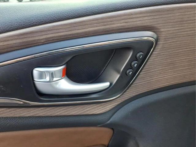 2016 Chrysler 200 C