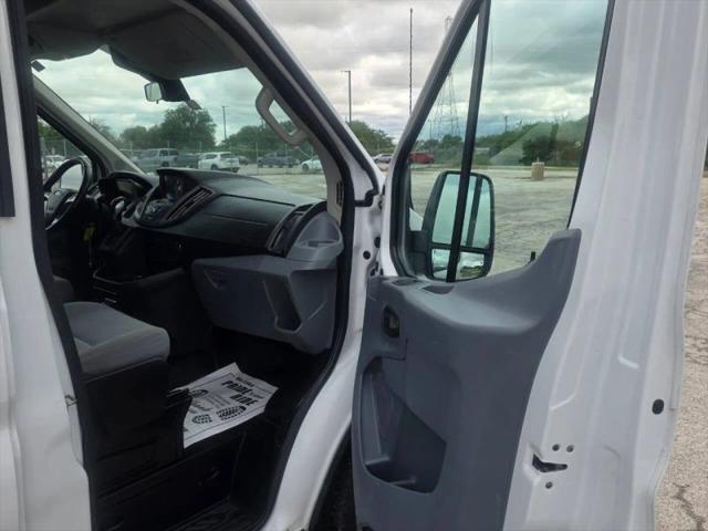 2017 Ford Transit w/Sliding Side Door w/LWB