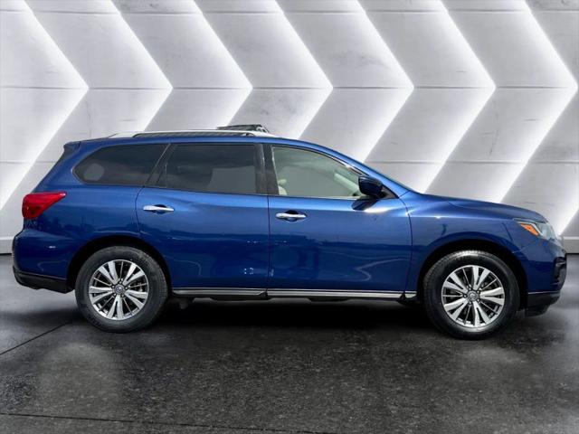 2019 Nissan Pathfinder SV