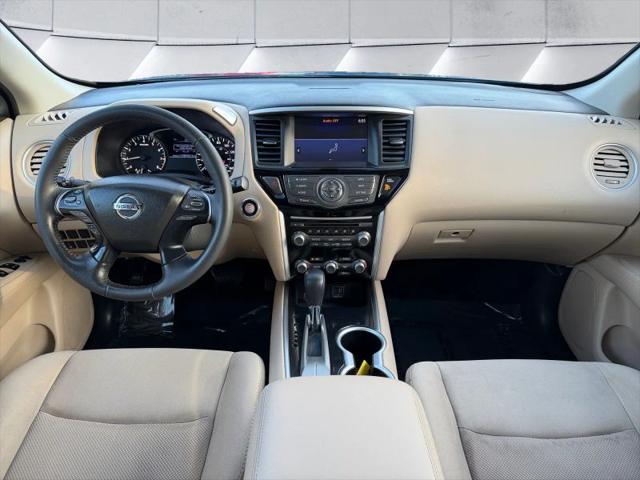 2019 Nissan Pathfinder SV