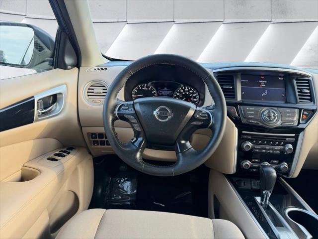2019 Nissan Pathfinder SV