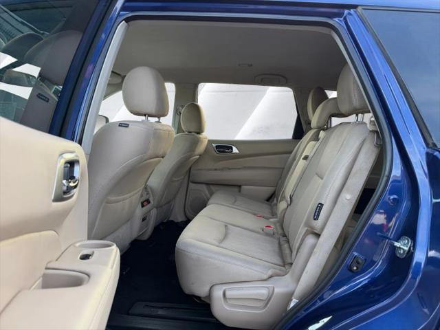2019 Nissan Pathfinder SV