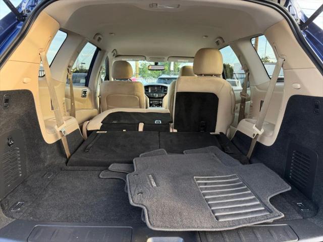 2019 Nissan Pathfinder SV