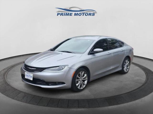 2015 Chrysler 200 S