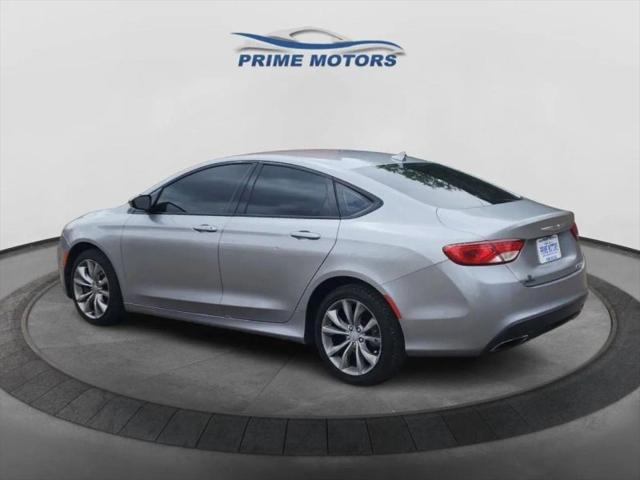 2015 Chrysler 200 S