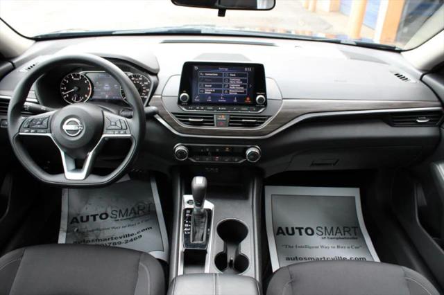 2025 Nissan Altima SV FWD