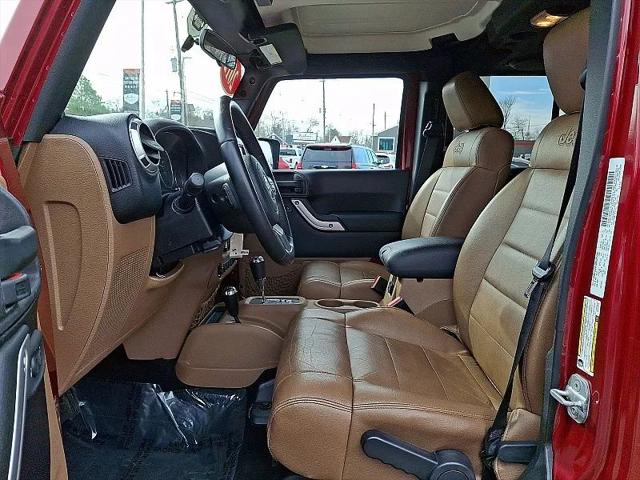 2012 Jeep Wrangler Unlimited Sahara