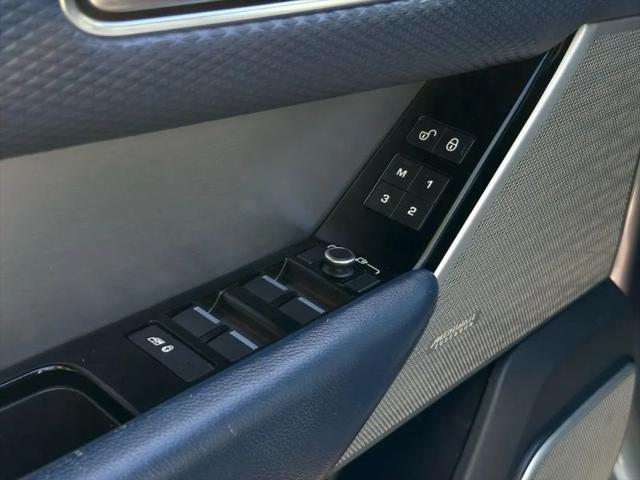2019 Land Rover Range Rover Velar P250 R-Dynamic SE